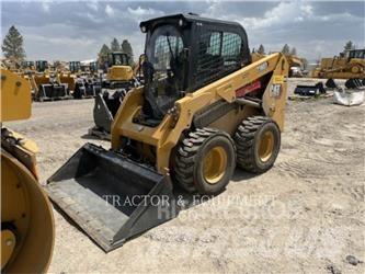 CAT 236D3 H2CB Smykem řízené nakladače