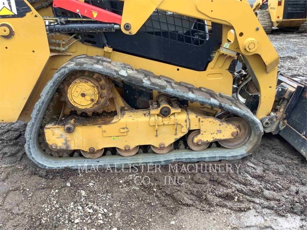 CAT 239D Pásové nakladače