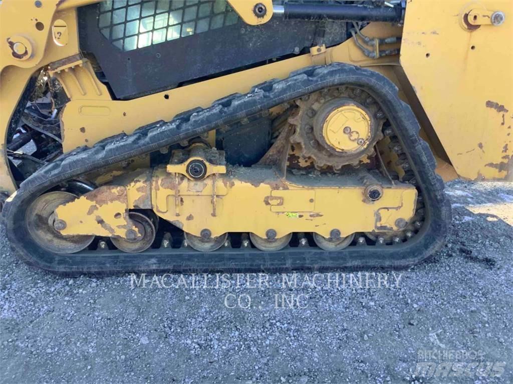 CAT 239D Pásové nakladače