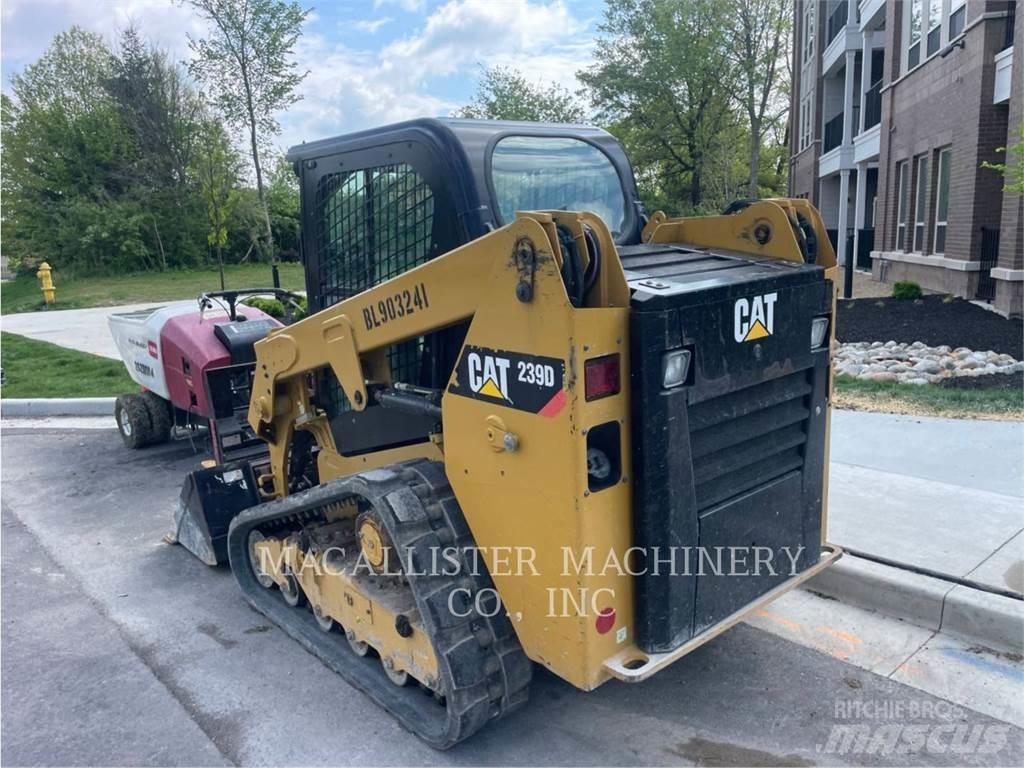 CAT 239D Pásové nakladače