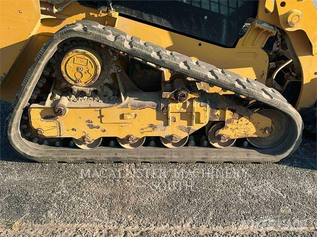 CAT 239D Pásové nakladače