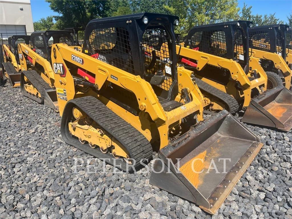 CAT 239D3 Smykem řízené nakladače