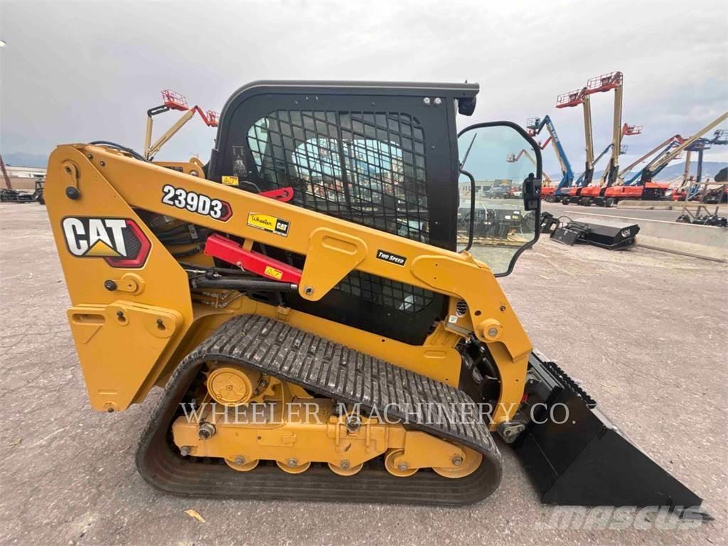 CAT 239D3 C3H2 Pásové nakladače