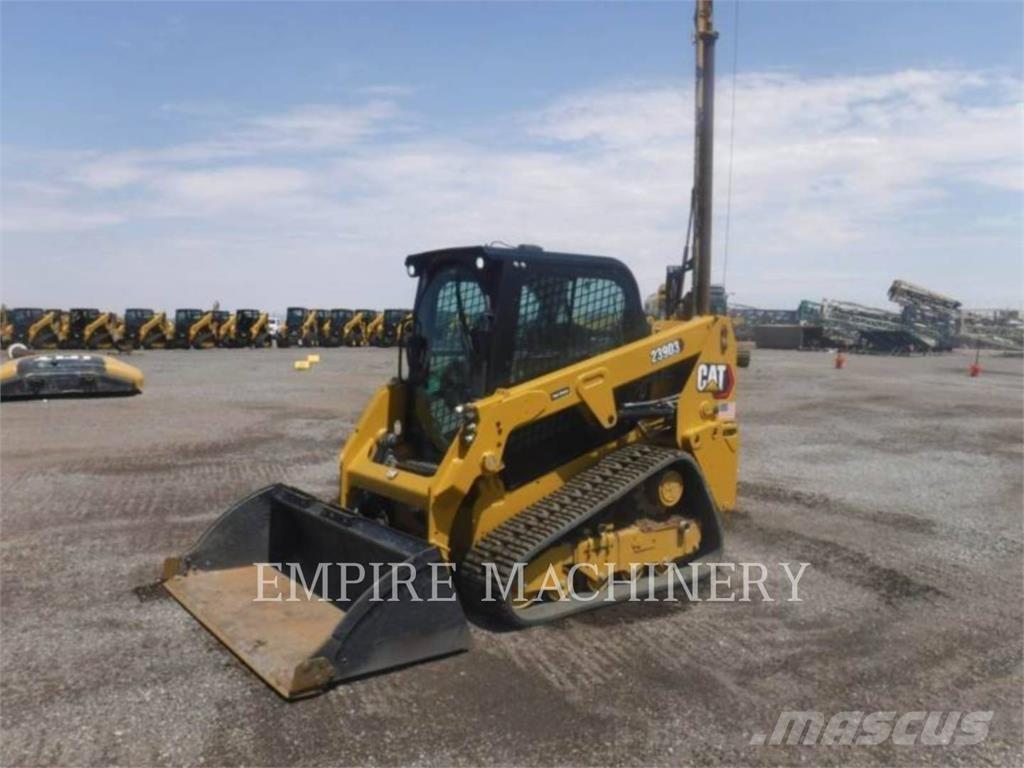CAT 239D3-TL Smykem řízené nakladače
