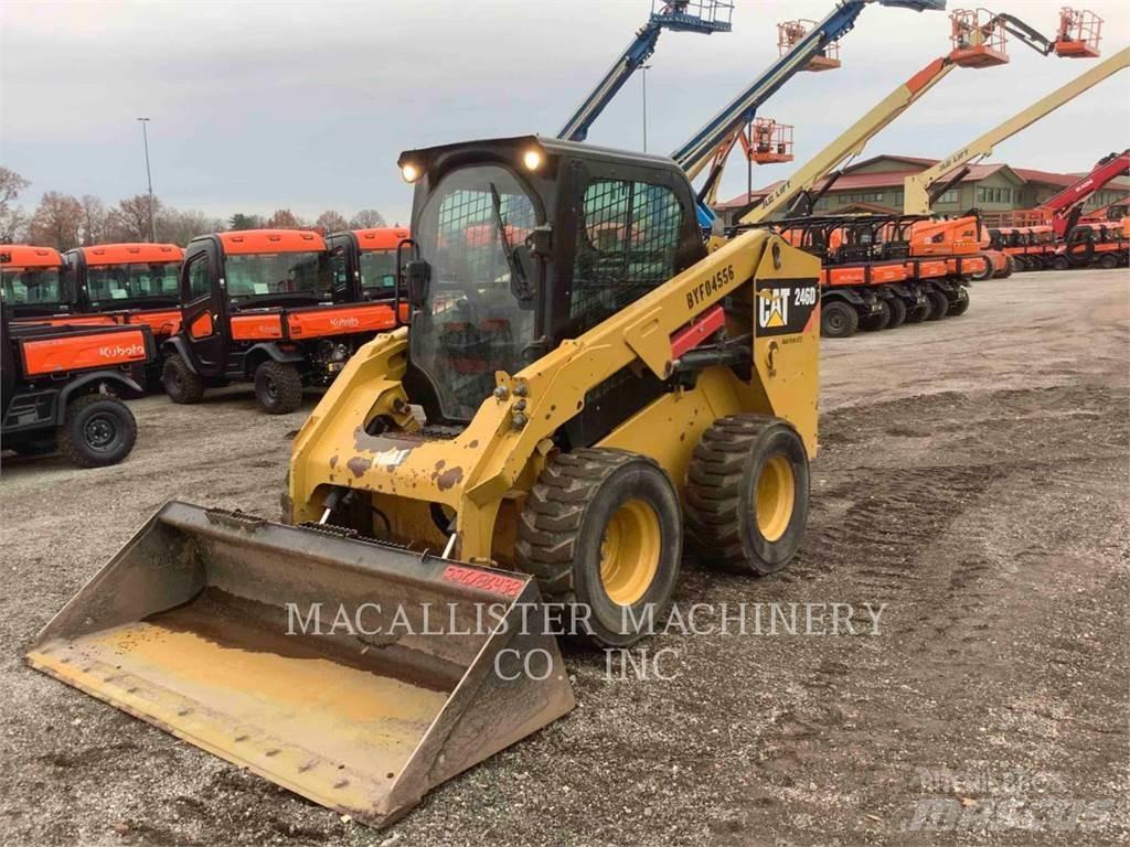 CAT 246D Smykem řízené nakladače