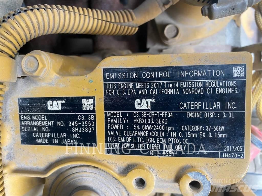 CAT 246D Smykem řízené nakladače