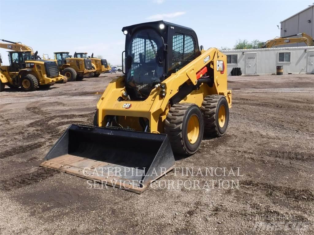 CAT 246D3 Smykem řízené nakladače