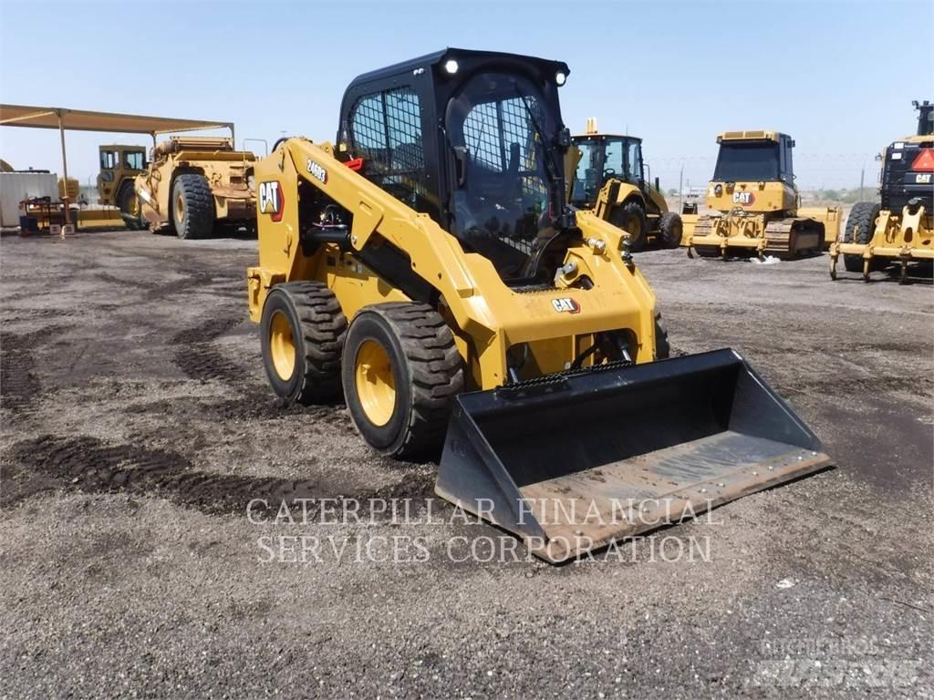 CAT 246D3 Smykem řízené nakladače