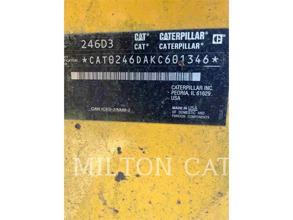 CAT 246D3 Smykem řízené nakladače