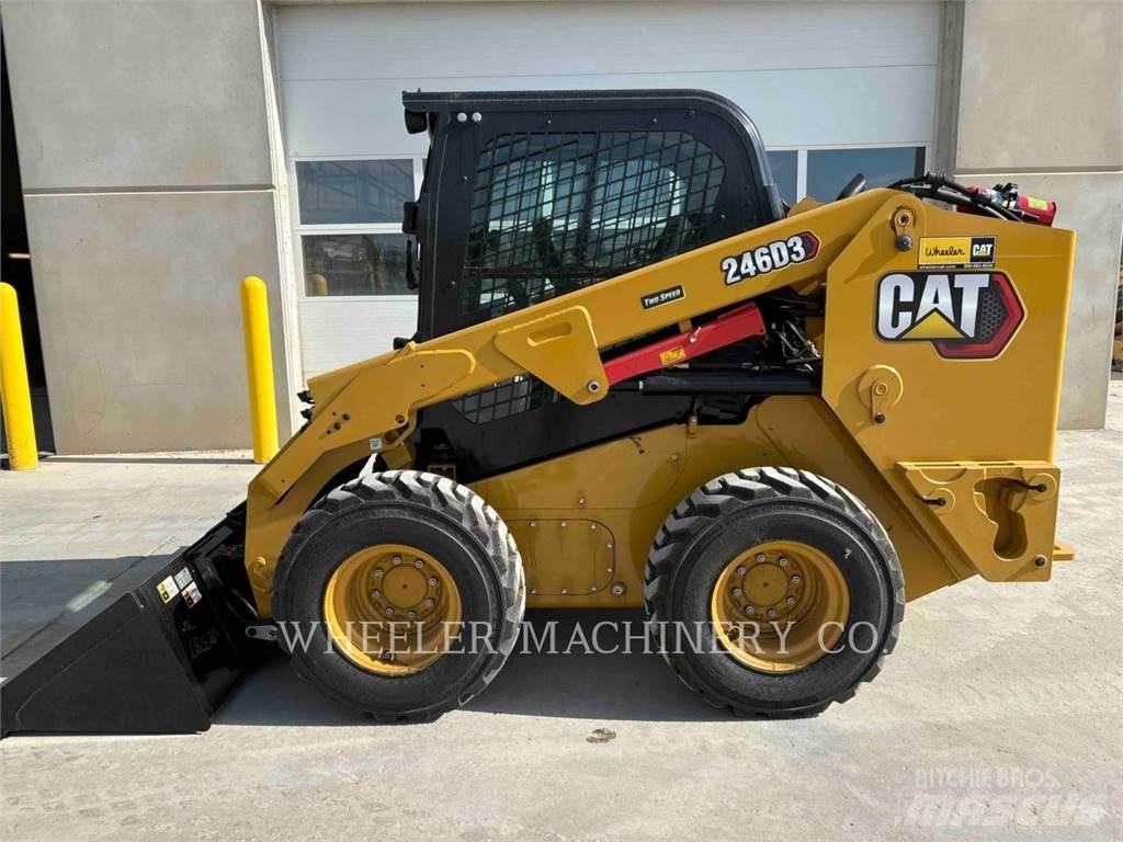 CAT 246D3 C3H2 Smykem řízené nakladače