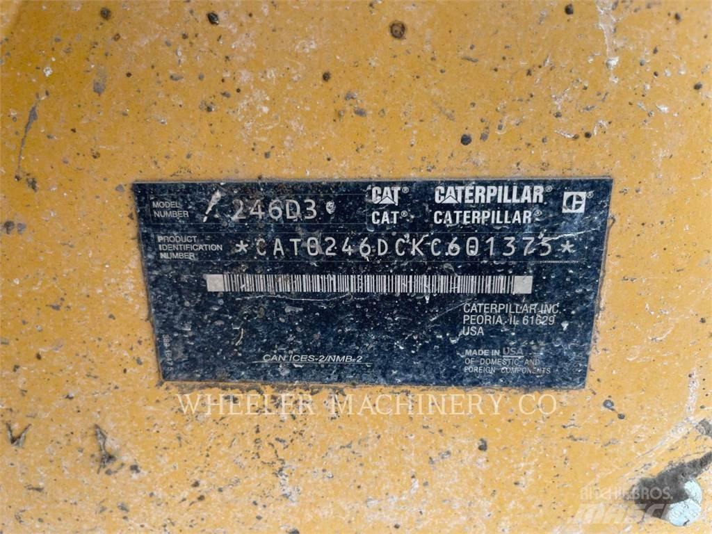 CAT 246D3 C3H2 Smykem řízené nakladače