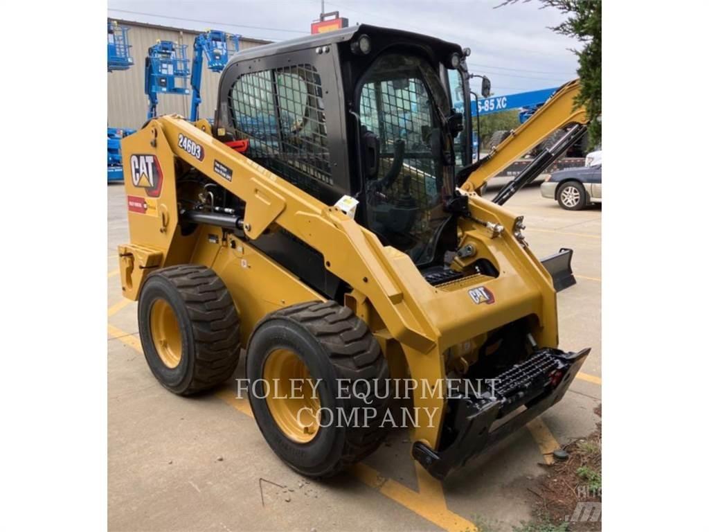CAT 246D3XPS2C Smykem řízené nakladače