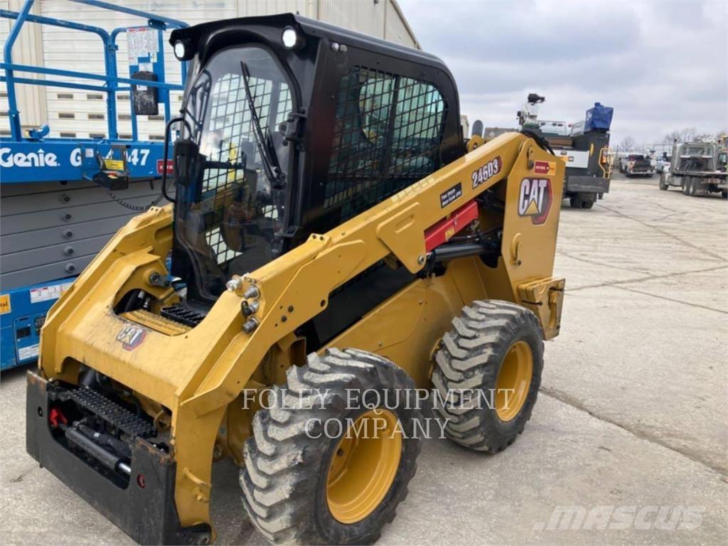 CAT 246D3XPS2C Smykem řízené nakladače