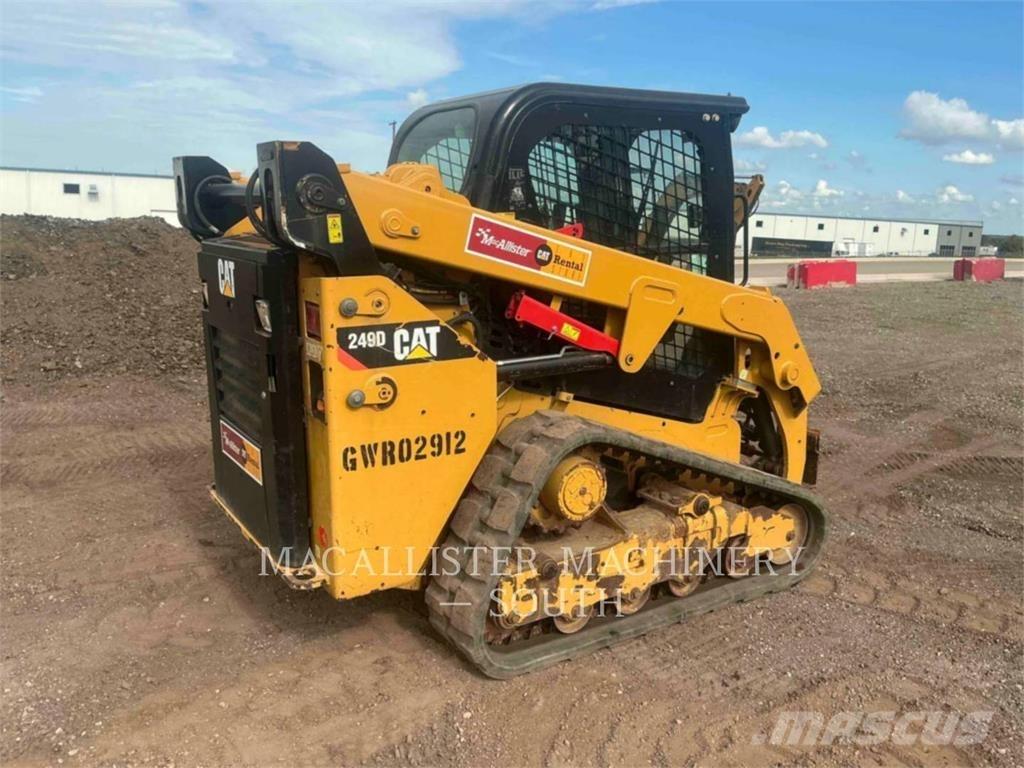 CAT 249D Pásové nakladače