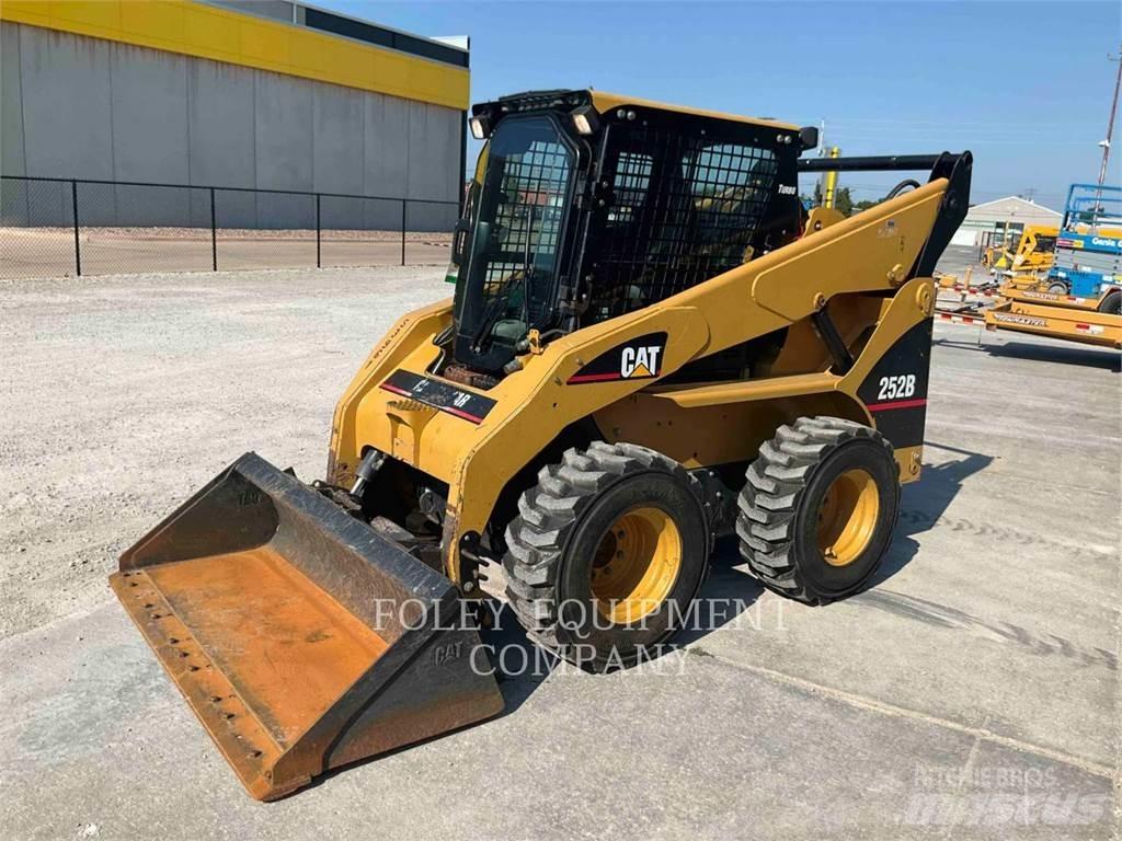 CAT 252BSTD2C Smykem řízené nakladače