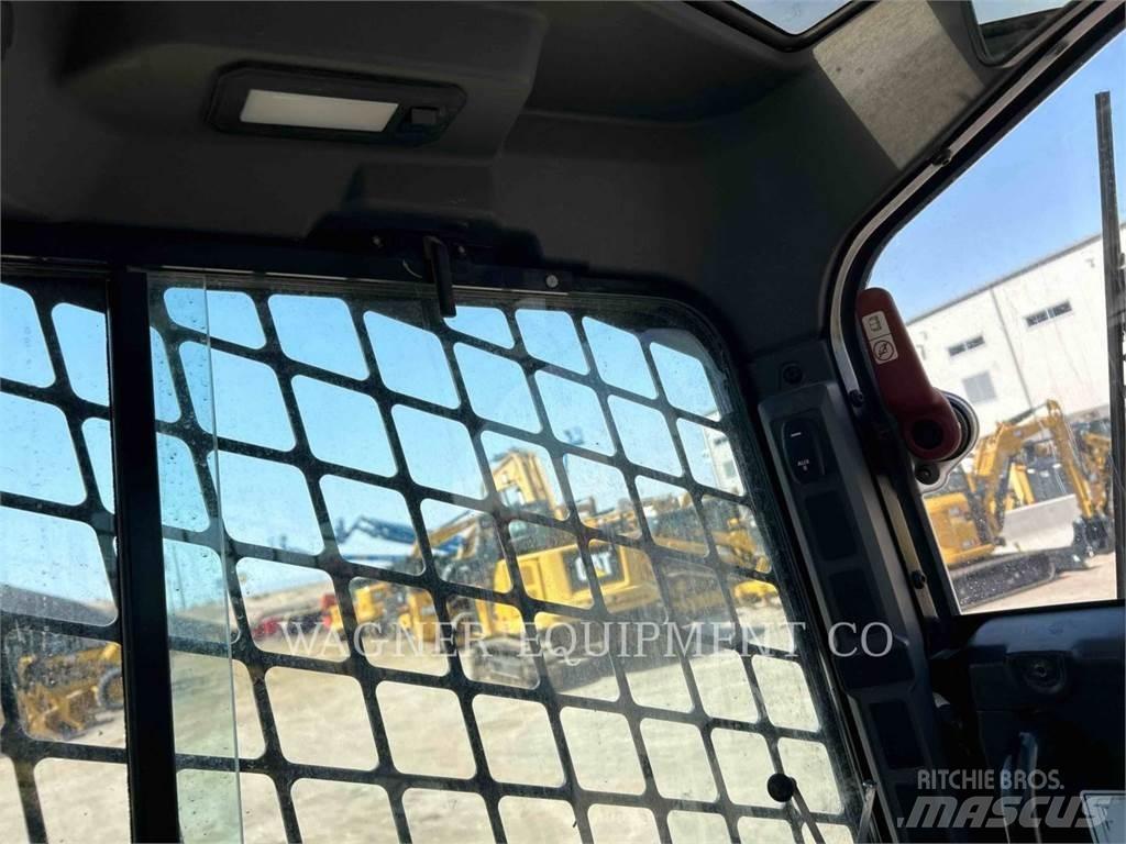 CAT 255 Pásové nakladače