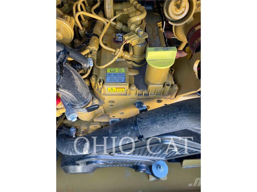 CAT 25505 Smykem řízené nakladače