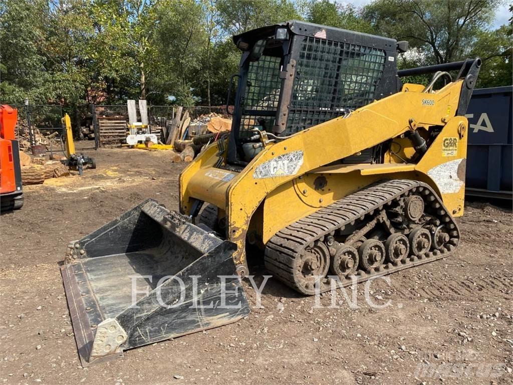 CAT 257B3 Pásové nakladače