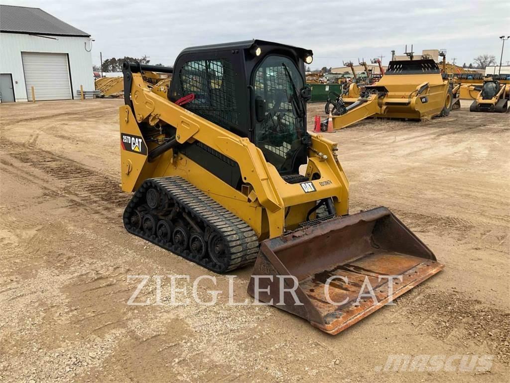 CAT 257D Pásové nakladače