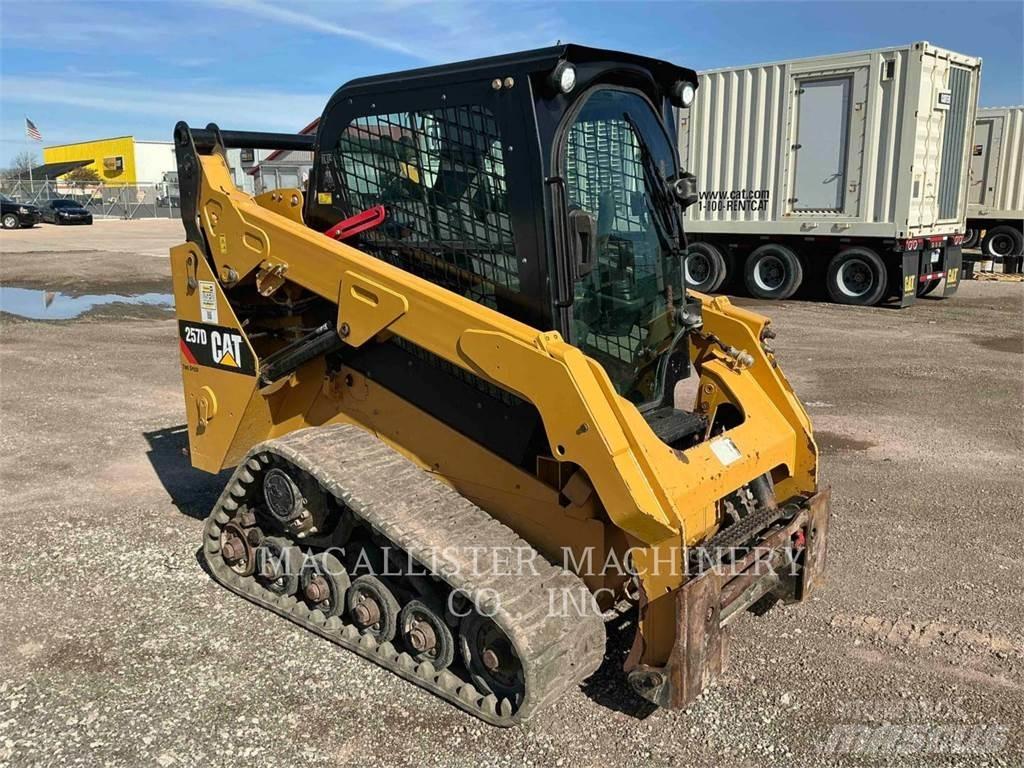 CAT 257D Pásové nakladače