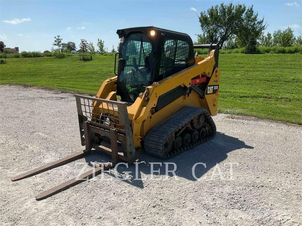 CAT 257D Pásové nakladače