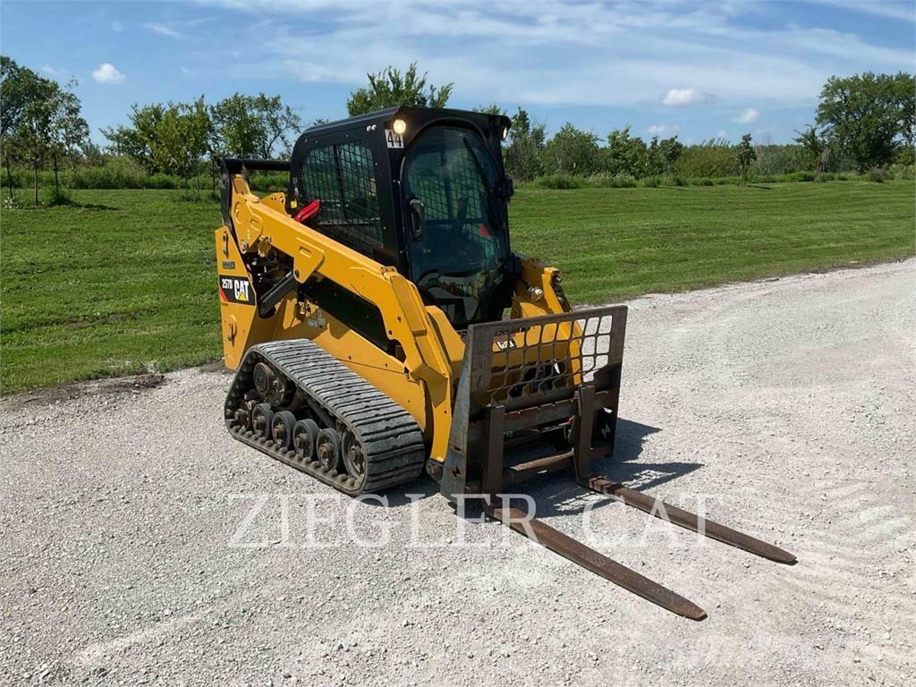 CAT 257D Pásové nakladače