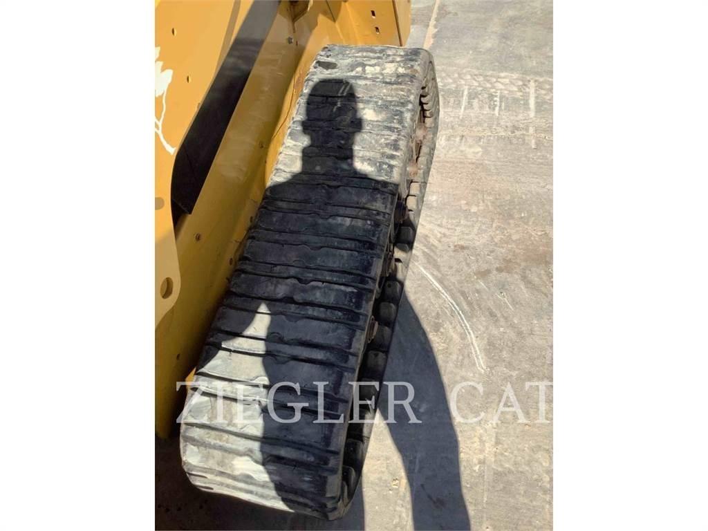 CAT 257D3 Pásové nakladače