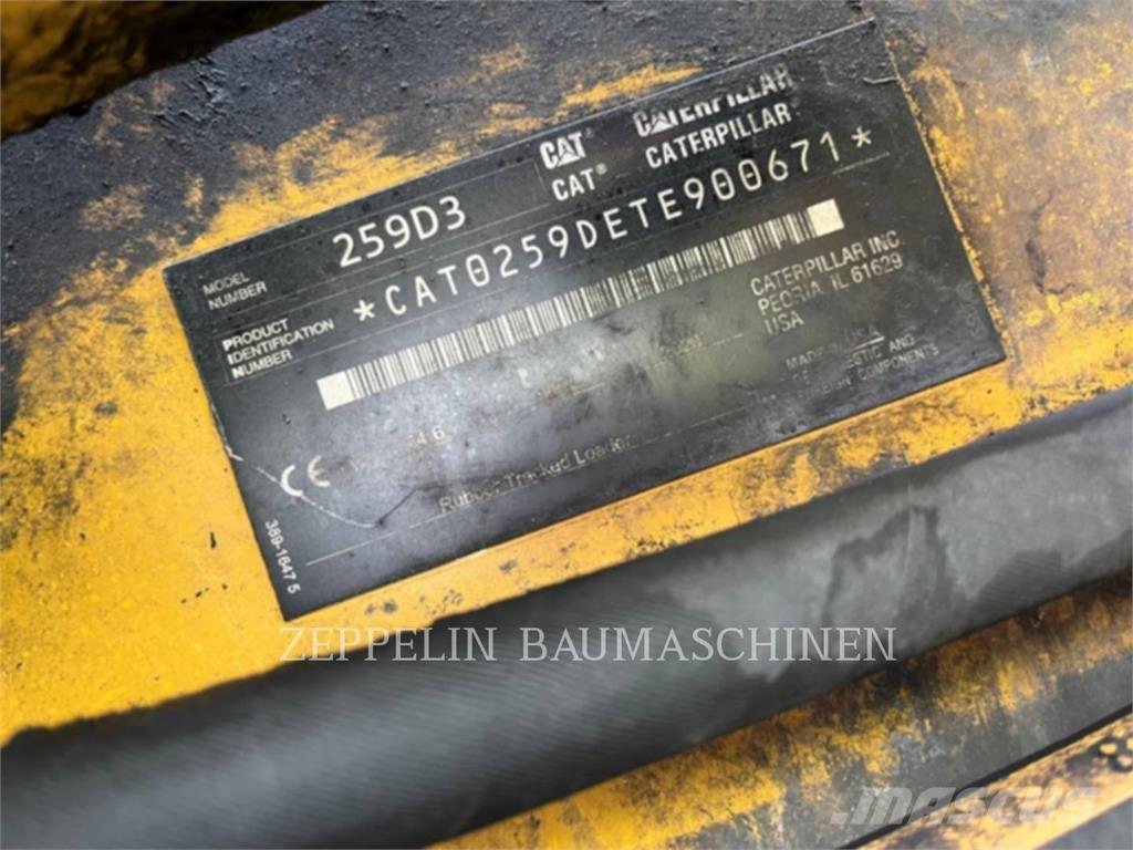 CAT 259D Smykem řízené nakladače