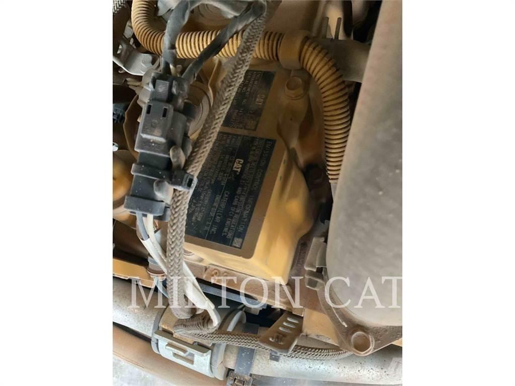 CAT 259D 3 Smykem řízené nakladače