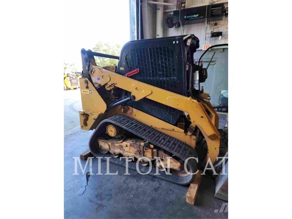 CAT 259D 3 Smykem řízené nakladače