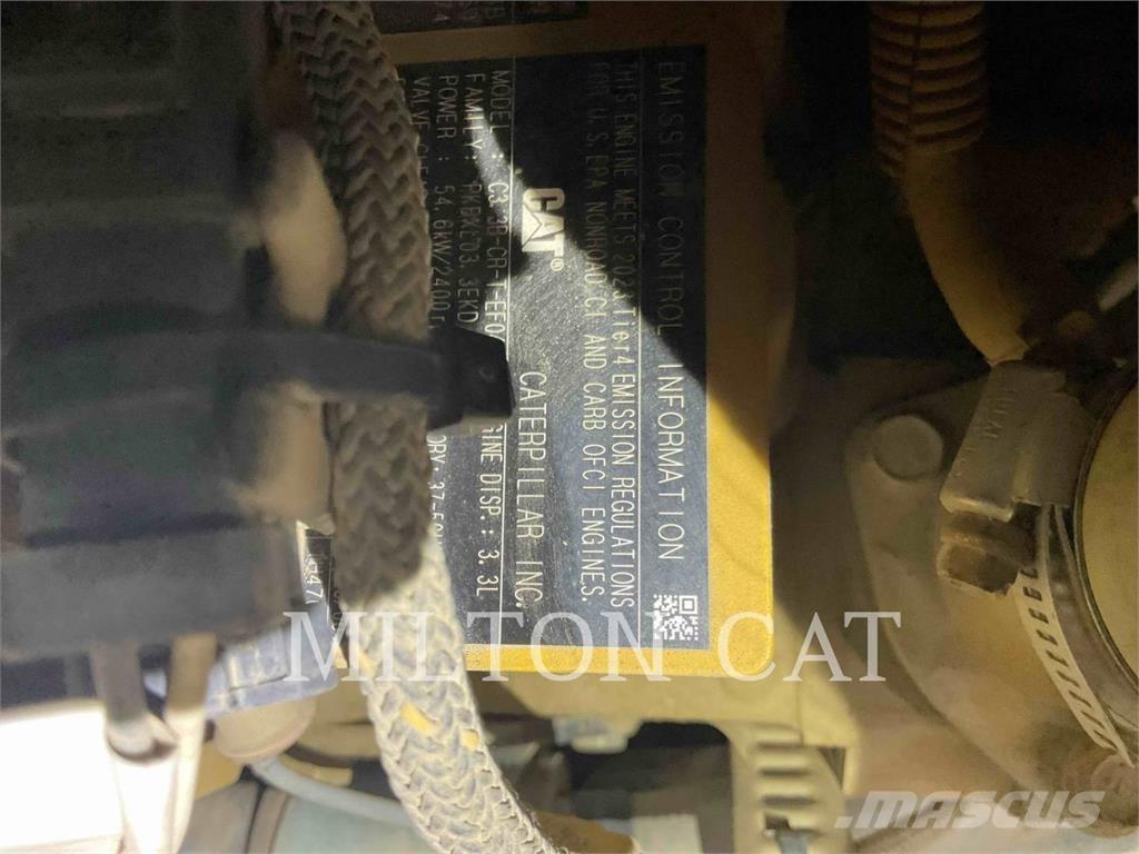 CAT 259D 3 Smykem řízené nakladače