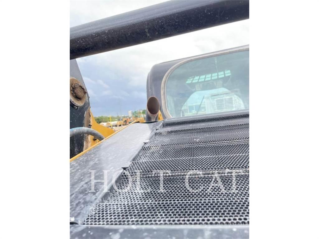 CAT 259D CAB Smykem řízené nakladače