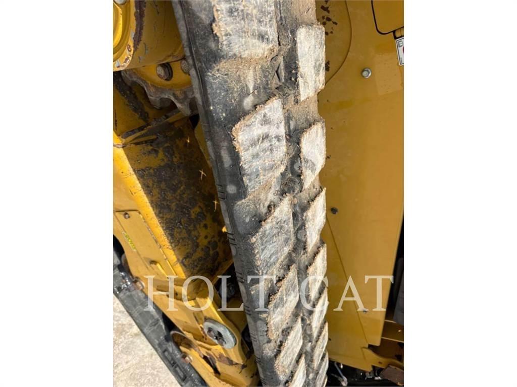 CAT 259D CAB Smykem řízené nakladače