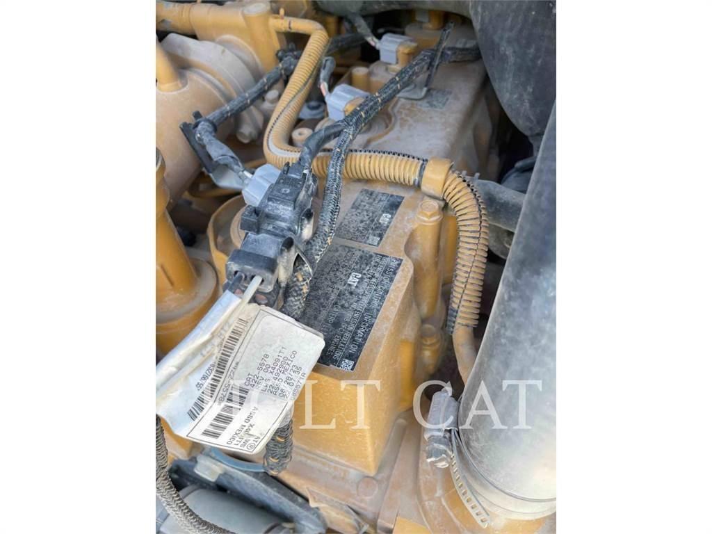 CAT 259D CAB Smykem řízené nakladače