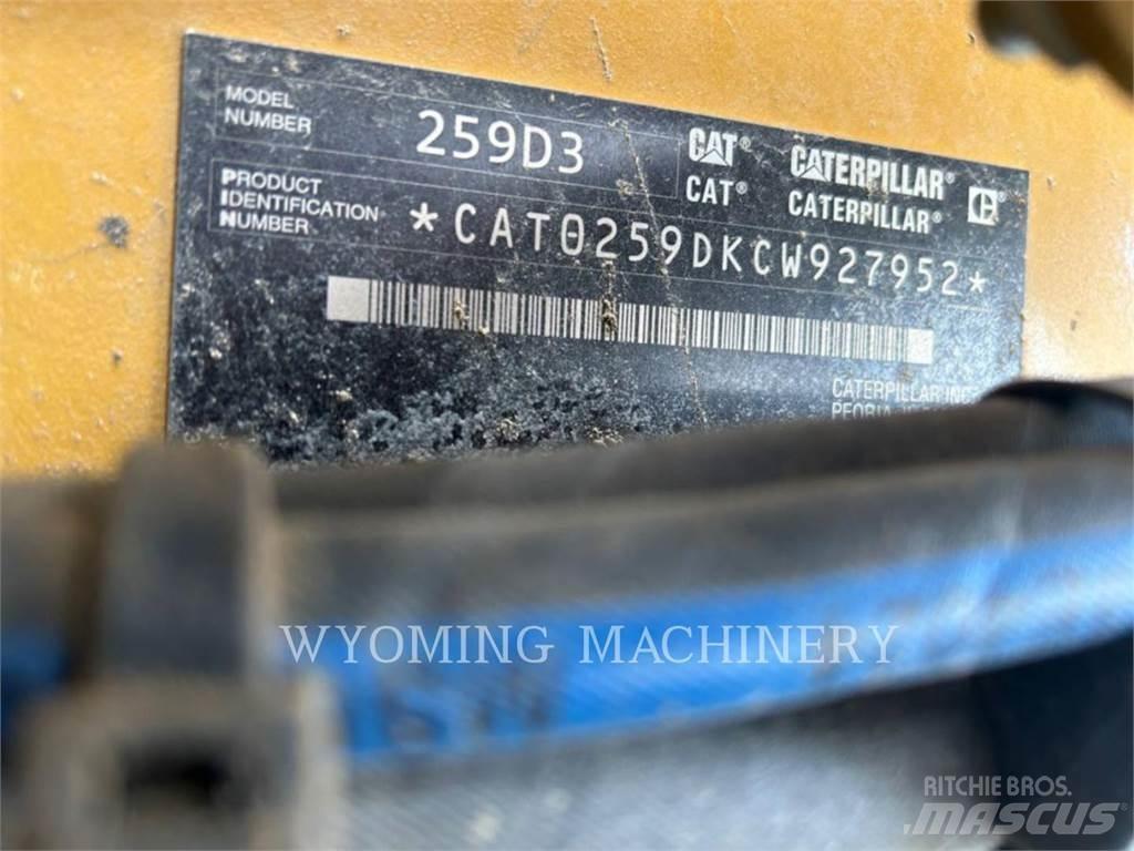 CAT 259D3 Smykem řízené nakladače