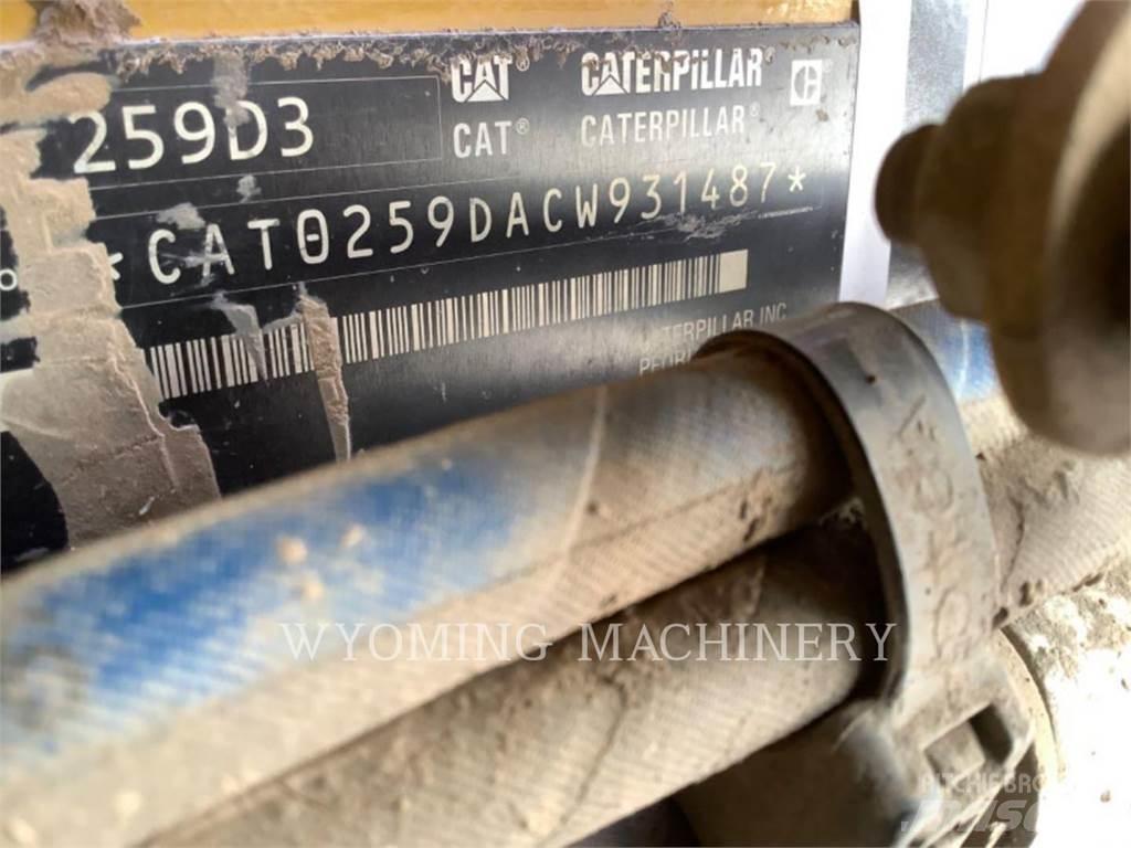 CAT 259D3 Smykem řízené nakladače