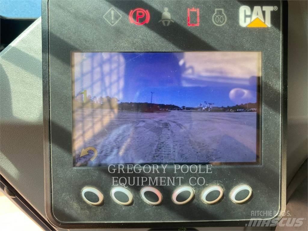CAT 259D3 Pásové nakladače
