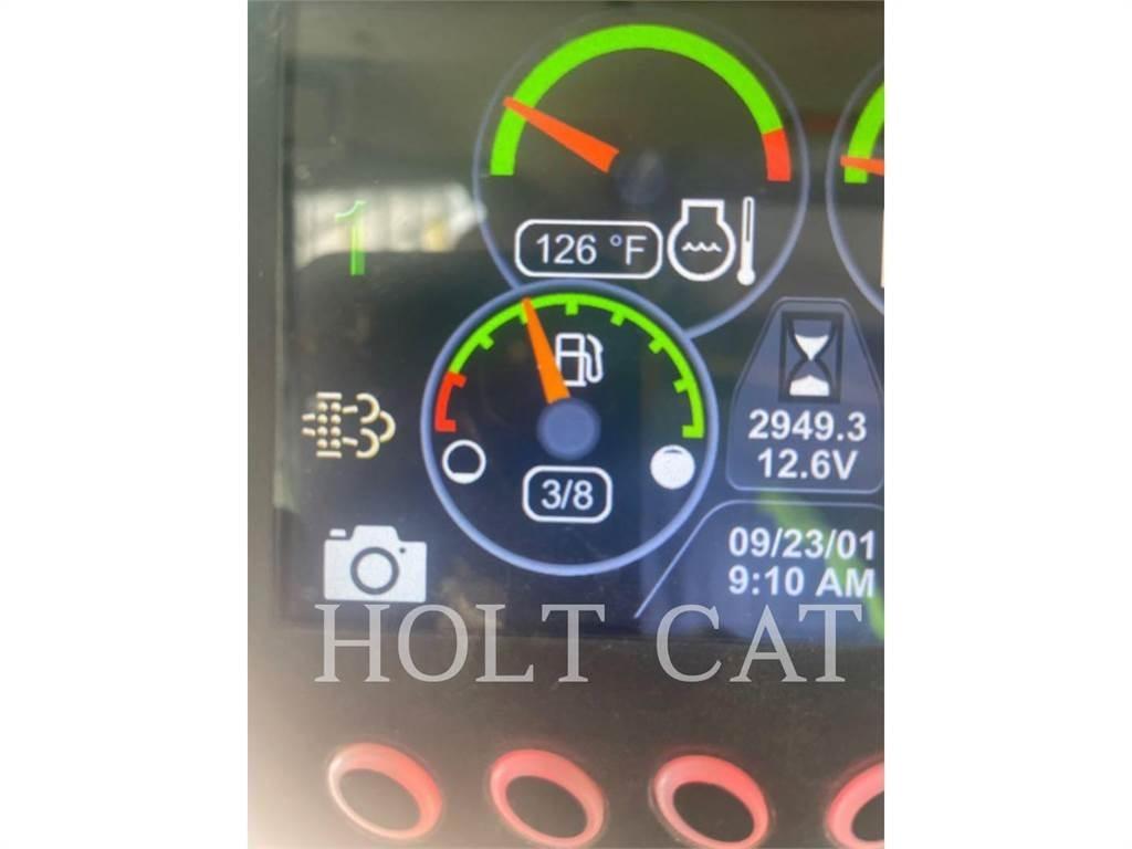 CAT 259D3 Pásové nakladače