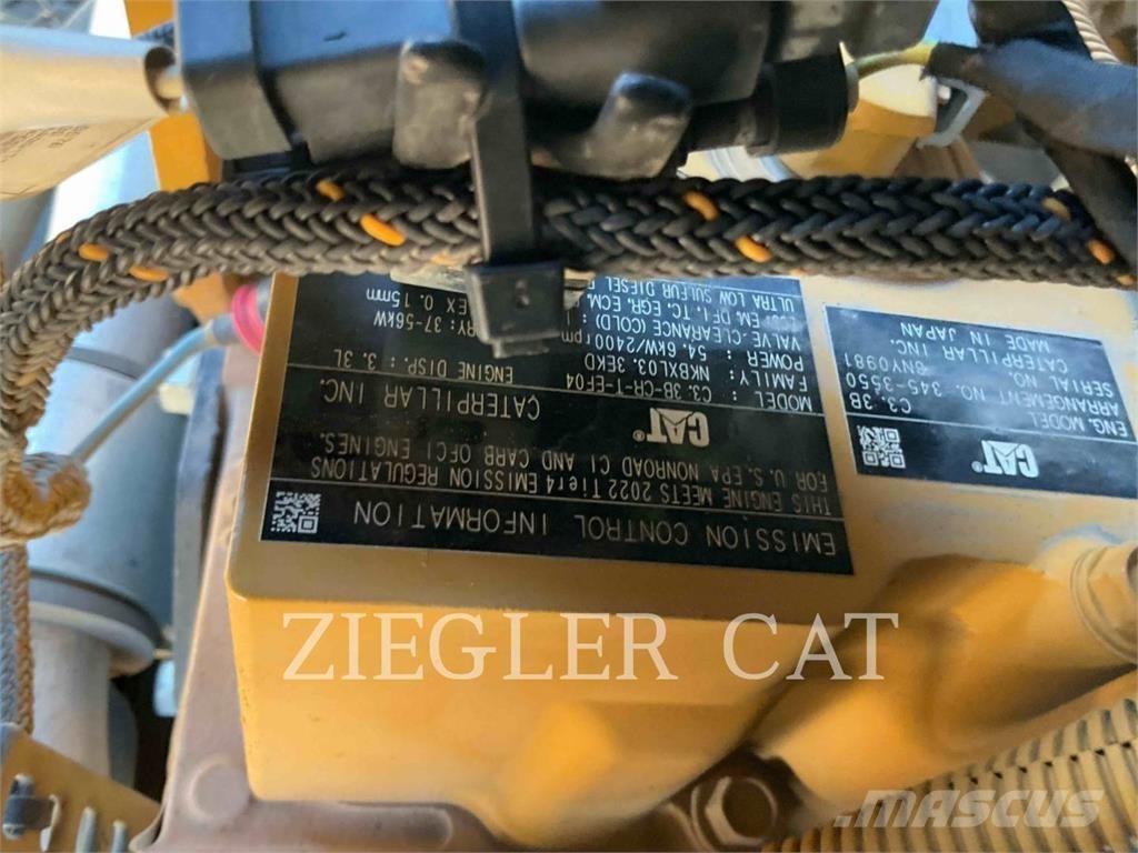 CAT 259D3 Pásové nakladače