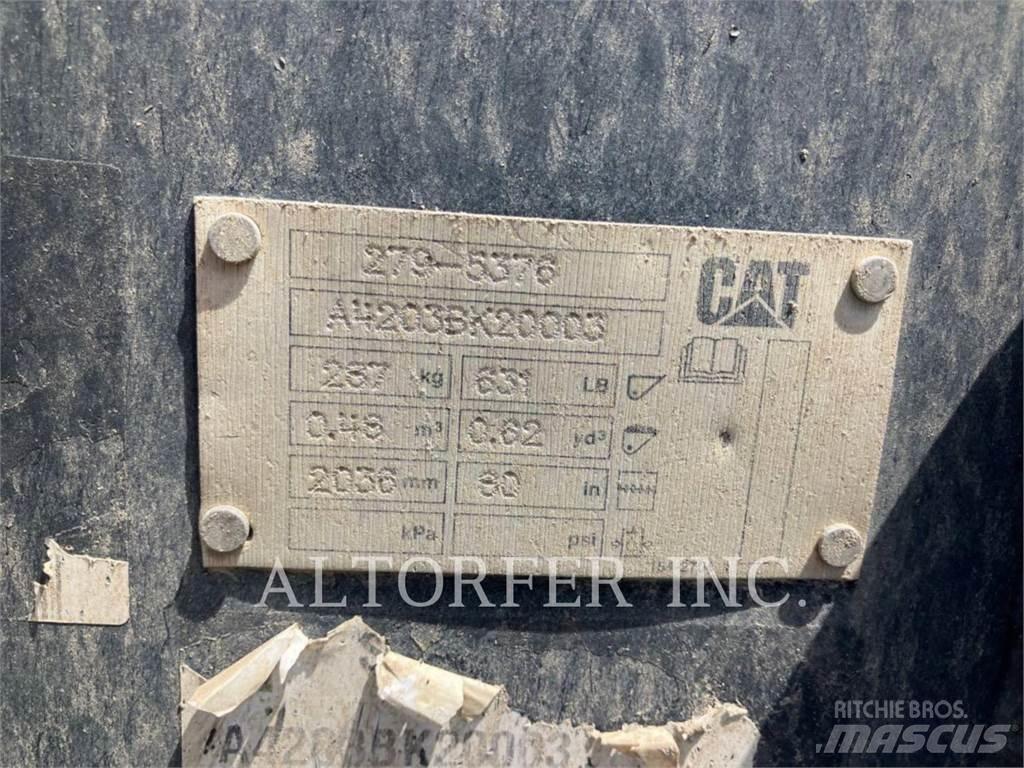 CAT 259D3 Smykem řízené nakladače