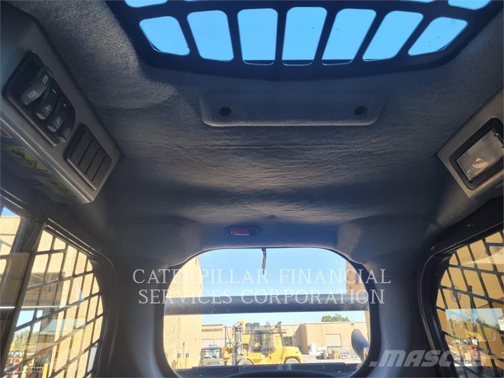 CAT 259D3 Pásové nakladače