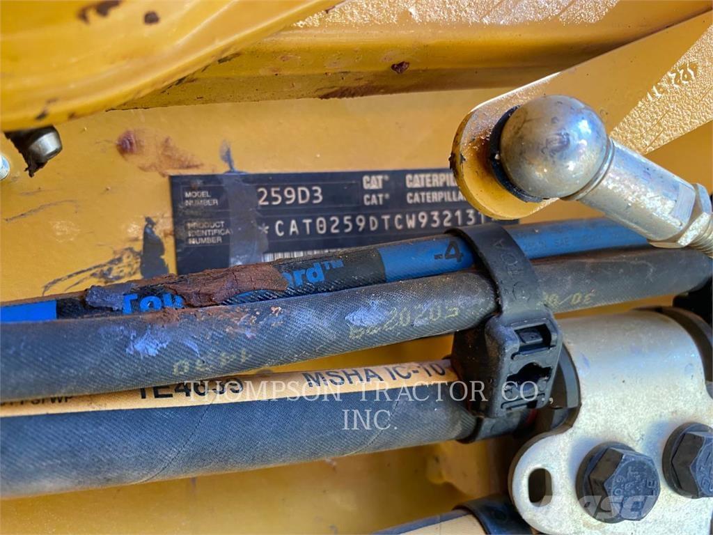 CAT 259D3 Pásové nakladače