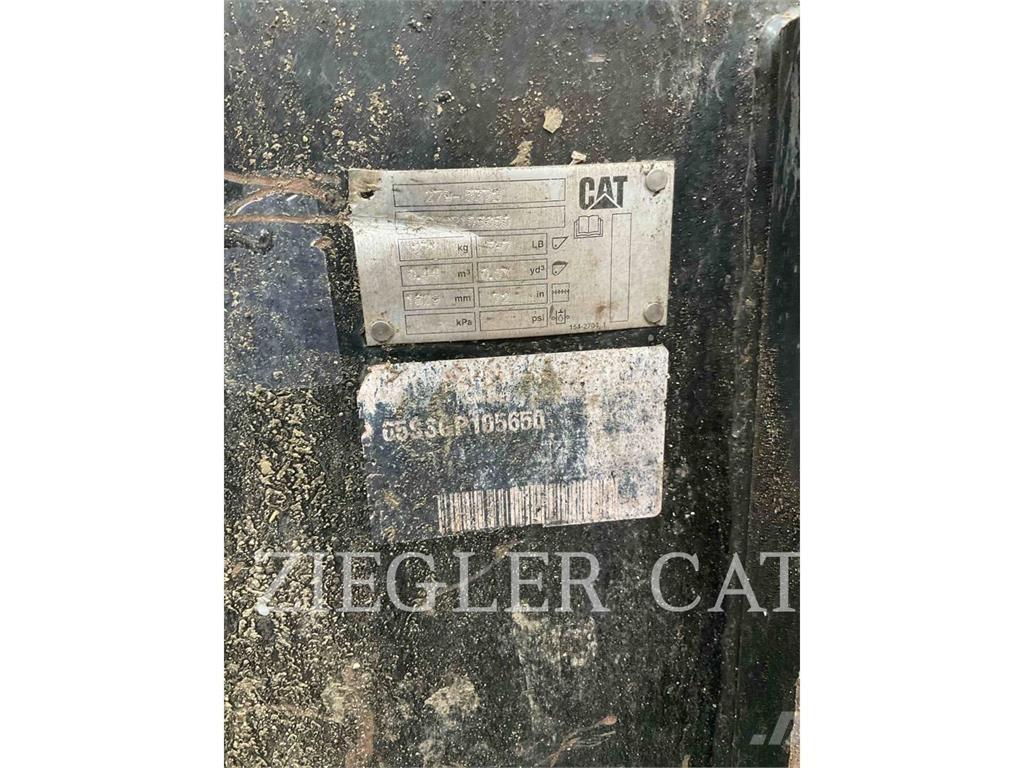 CAT 259D3 Pásové nakladače