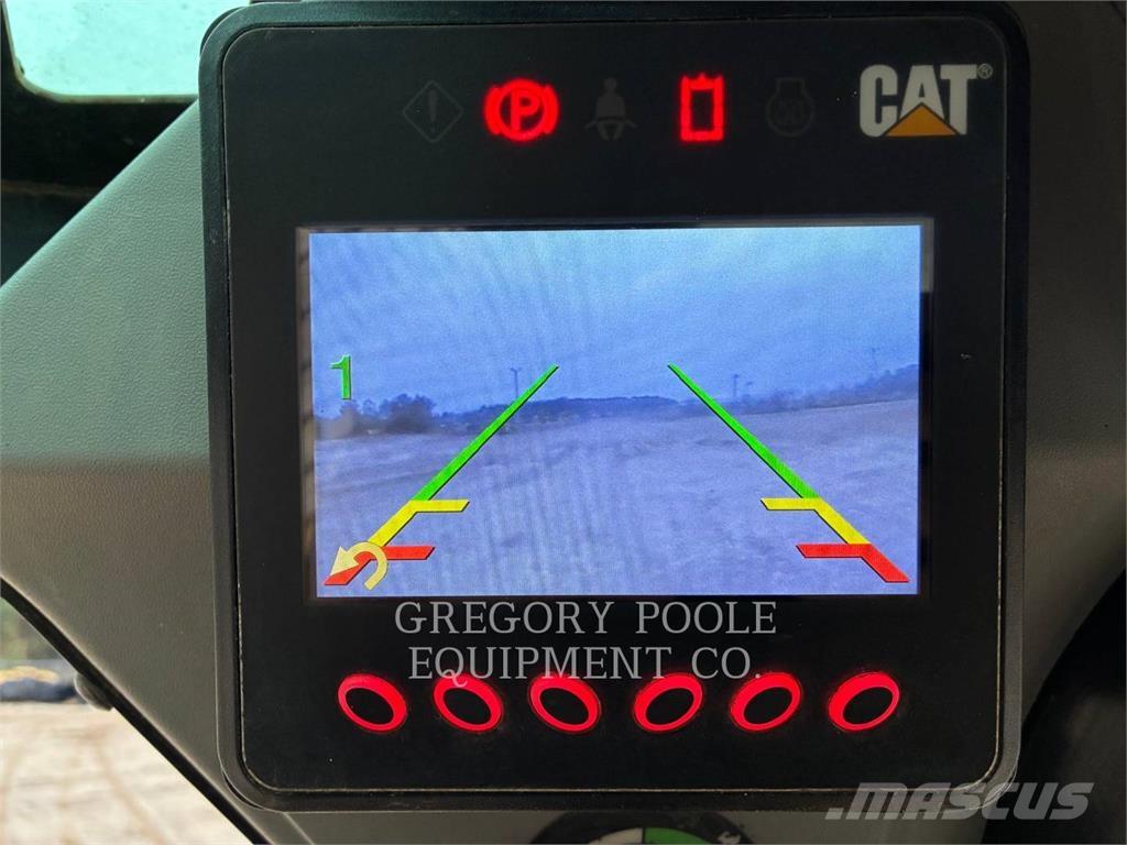 CAT 259D3 Pásové nakladače