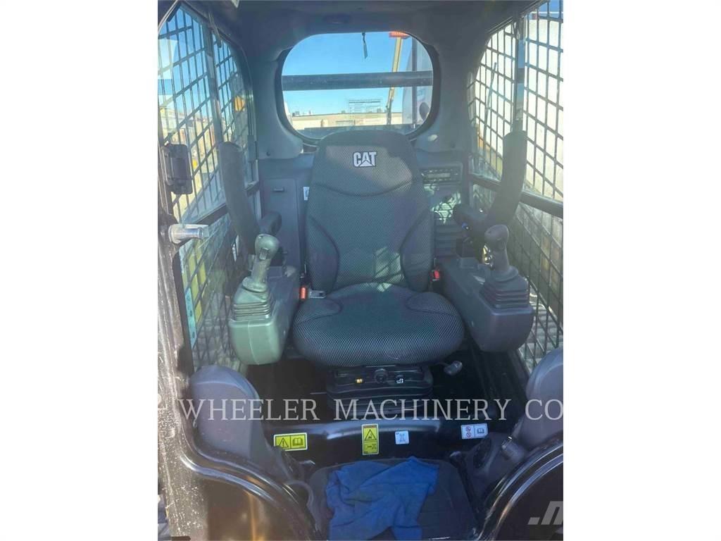 CAT 259D3 C3H2 Pásové nakladače