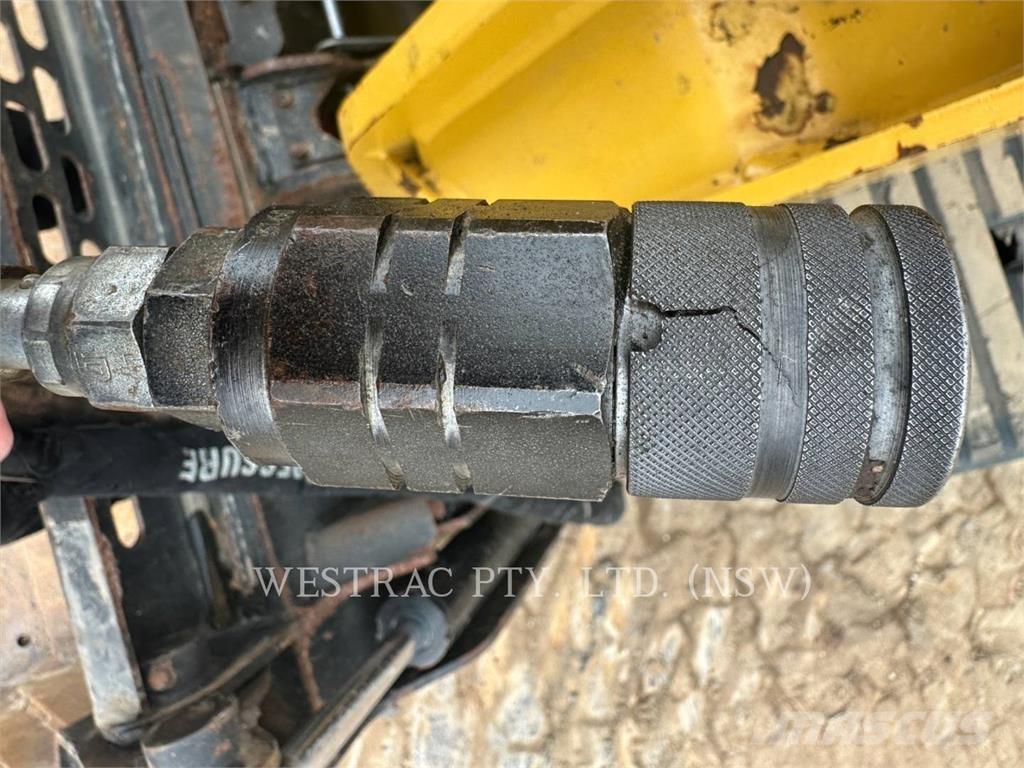 CAT 259D3LRC Pásové nakladače