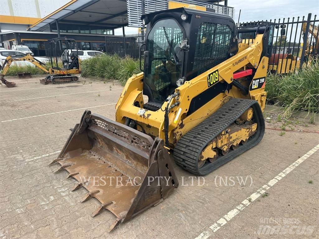 CAT 259DLRC Pásové nakladače