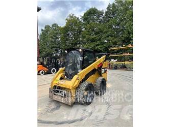 CAT 262D Smykem řízené nakladače