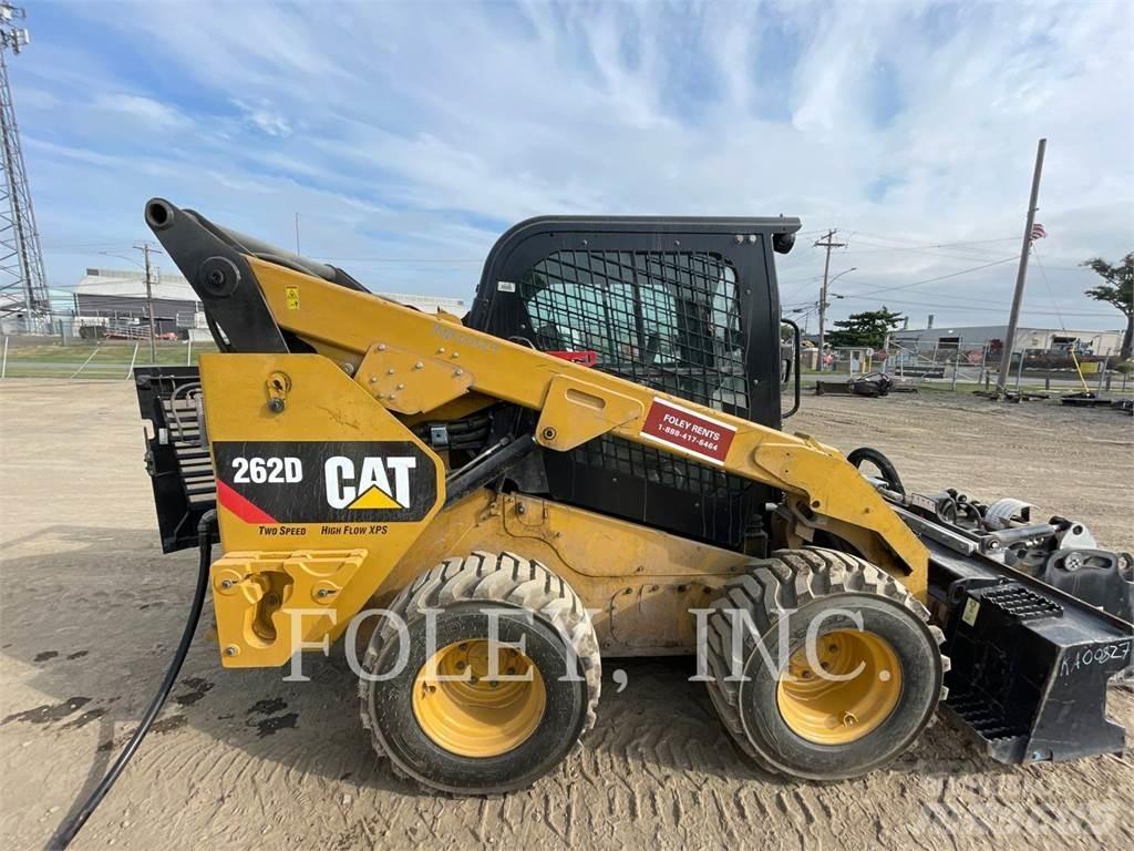 CAT 262D Smykem řízené nakladače