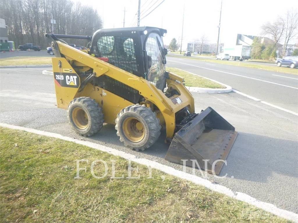 CAT 262D Smykem řízené nakladače